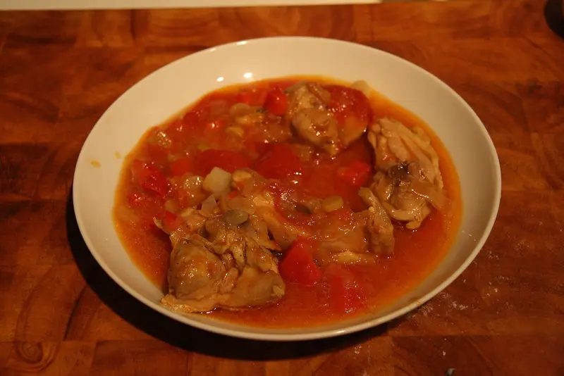 Pollo al chilindrón